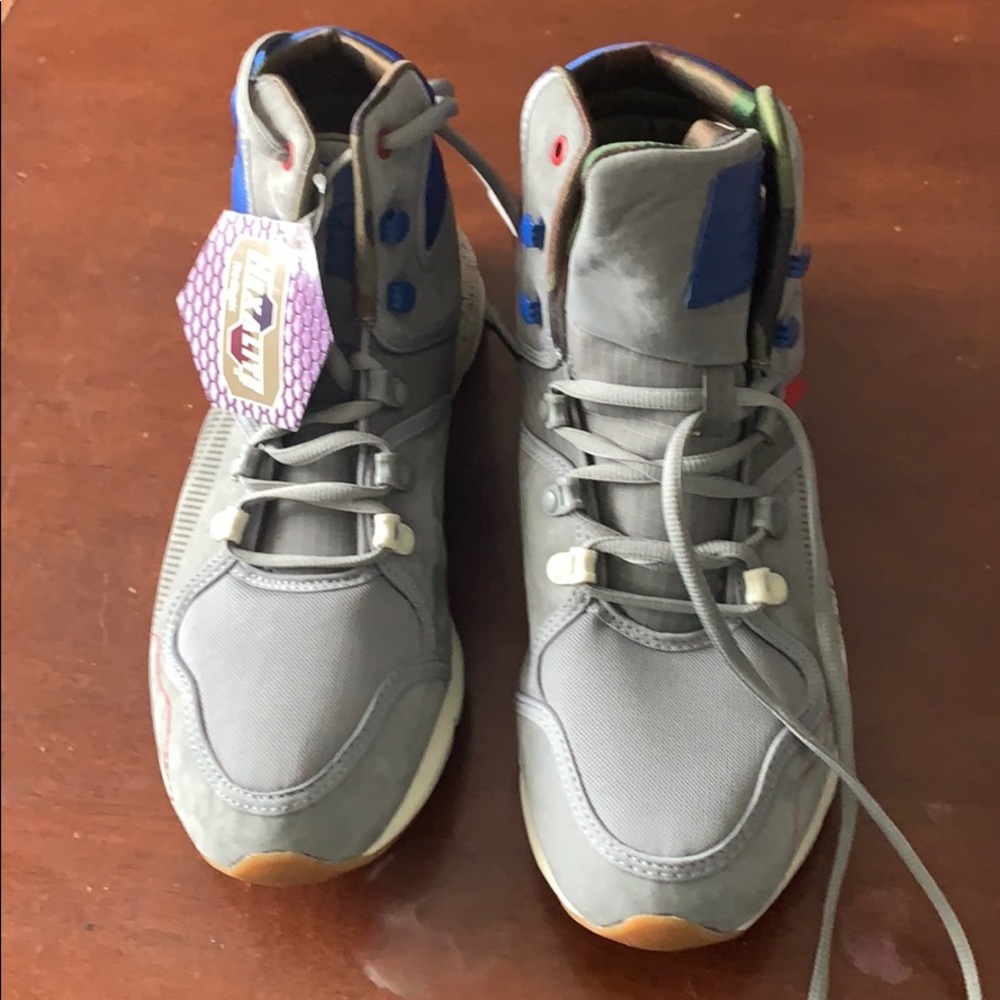 Reebok basketball shoes men’s 9